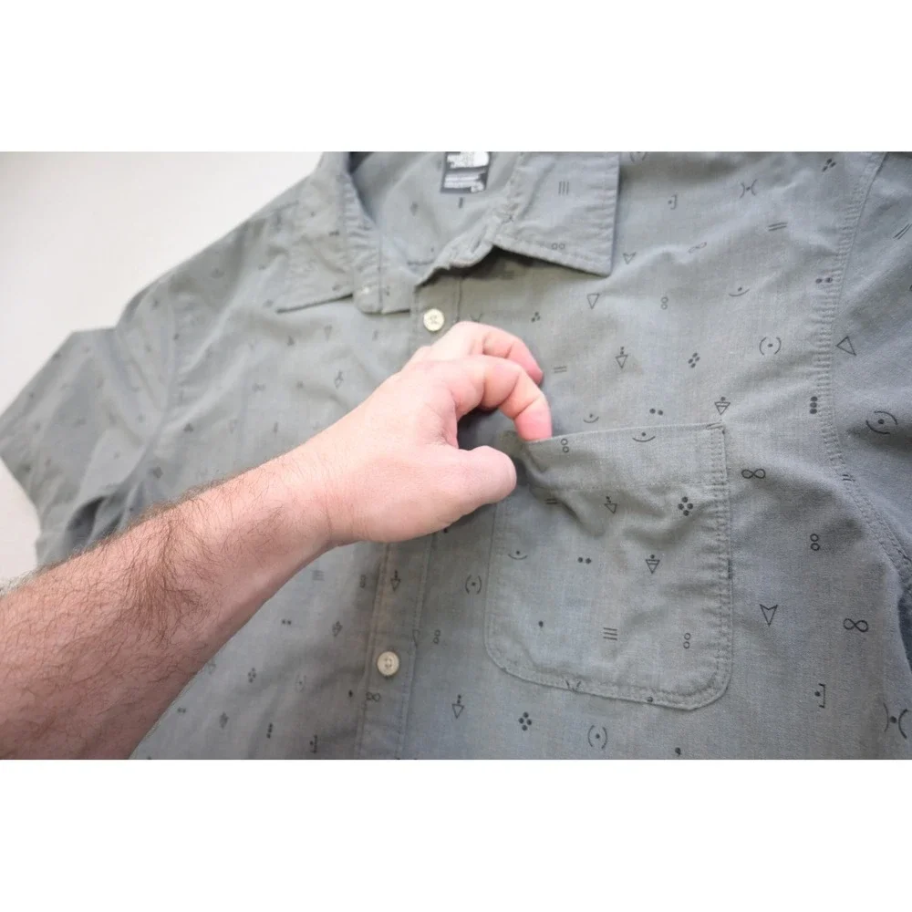 The North Face short sleeve